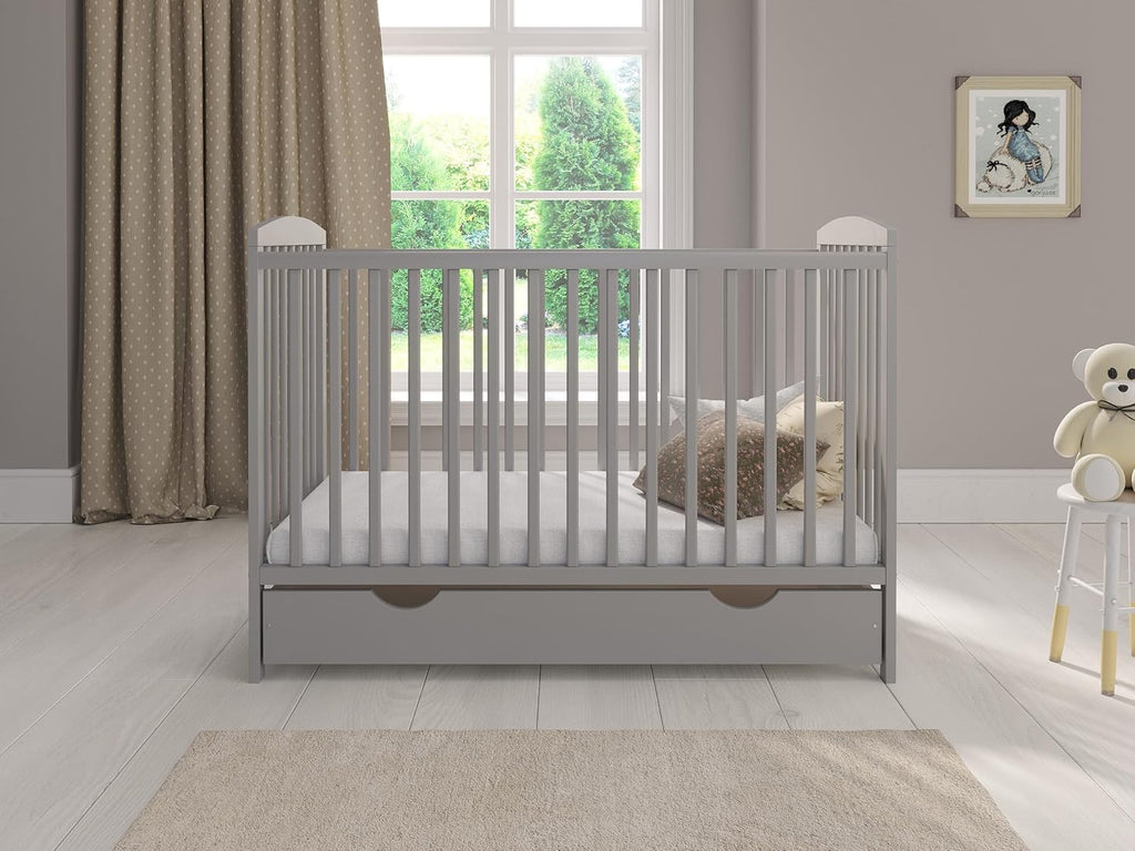 Love For Sleep Babybett 120x60 mit Matratze & Schublade, Höhenverstellbares Kinderbett aus Kiefernholz