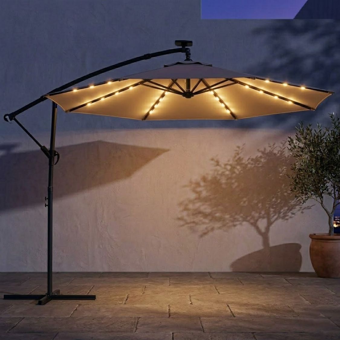 Ampelschirm 3×3 m mit Integrierter LED-Beleuchtung – 360° Verstellbar für Terrasse & Garten
